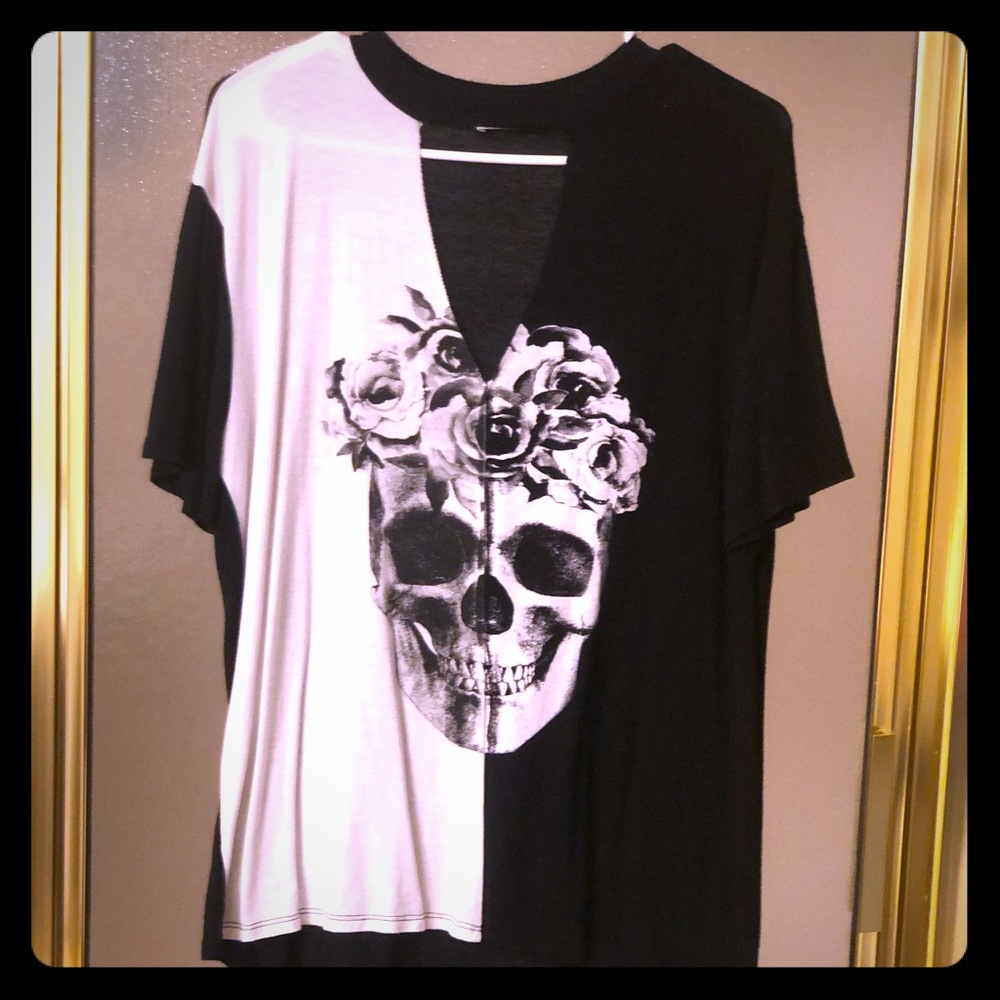 Flower Skull Two Toned Tee